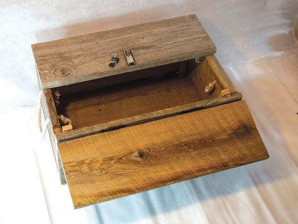 Large Barnboard Box with Rope Handles - Image 5