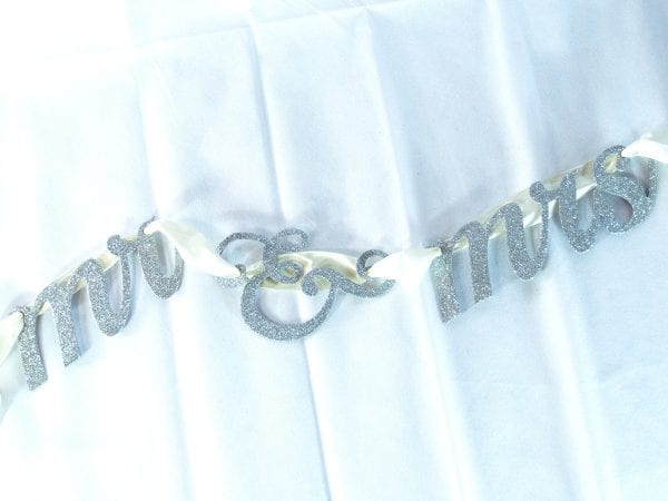 Mr and Mrs Ribbon - Image 2